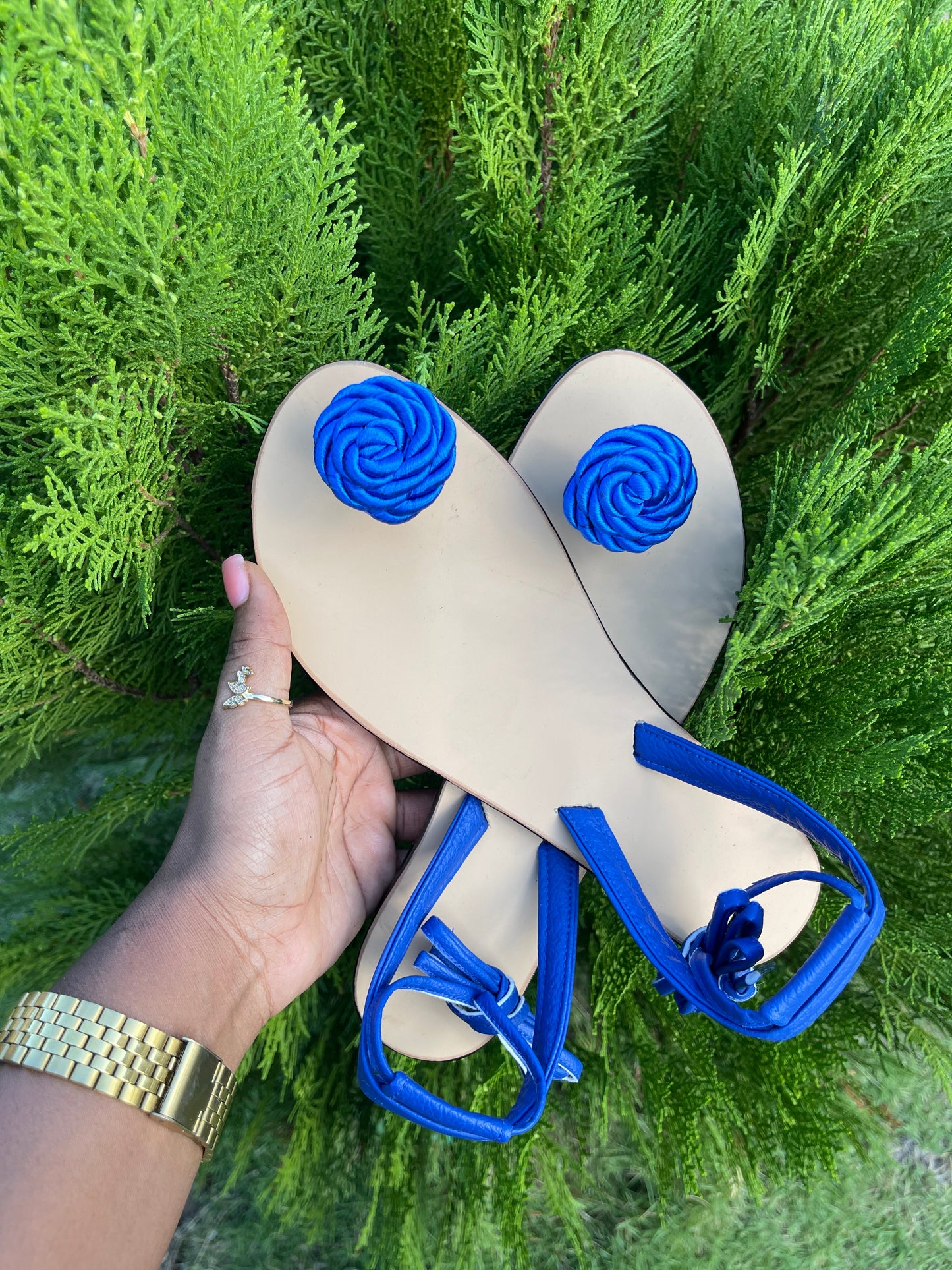 Preorder Blue Spiral Rose w String